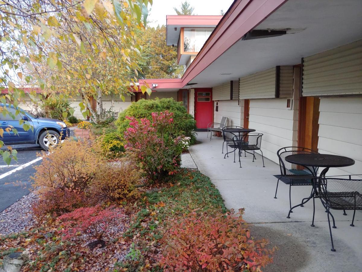 The Usonian Inn Llc Spring Green Dış mekan fotoğraf