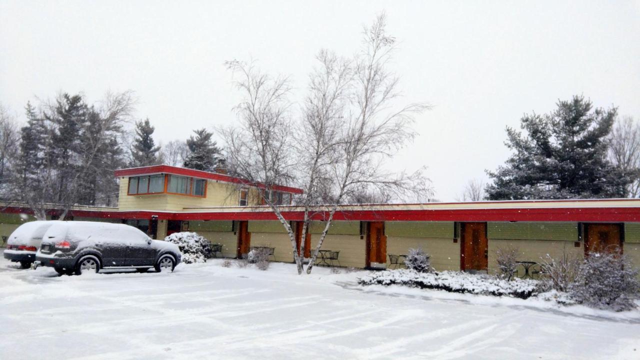 The Usonian Inn Llc Spring Green Dış mekan fotoğraf